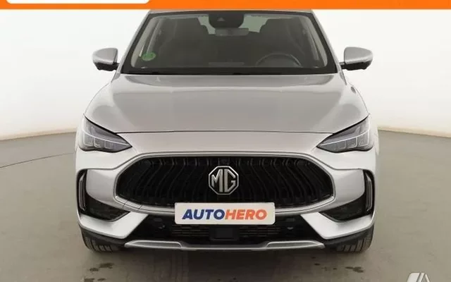 MG HS 1.5 Luxury