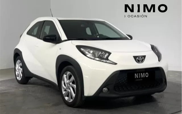 TOYOTA Aygo X Cross AYGO X CROSS 1.0 VVT-I 72CV Play