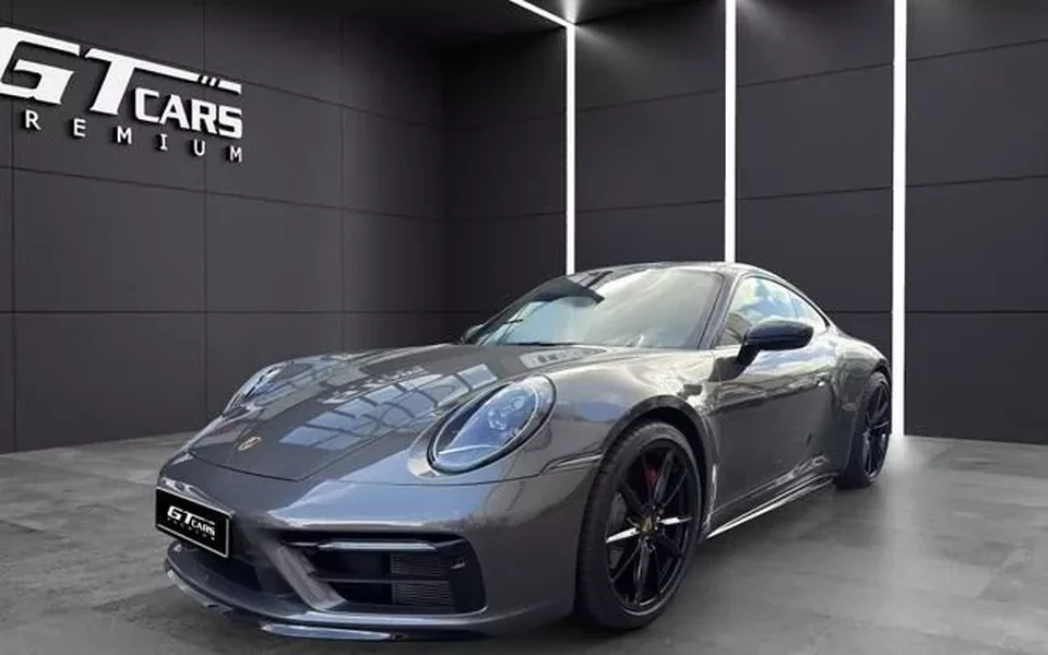 PORSCHE 911 Carrera