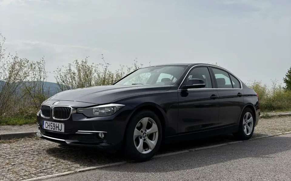 BMW 320