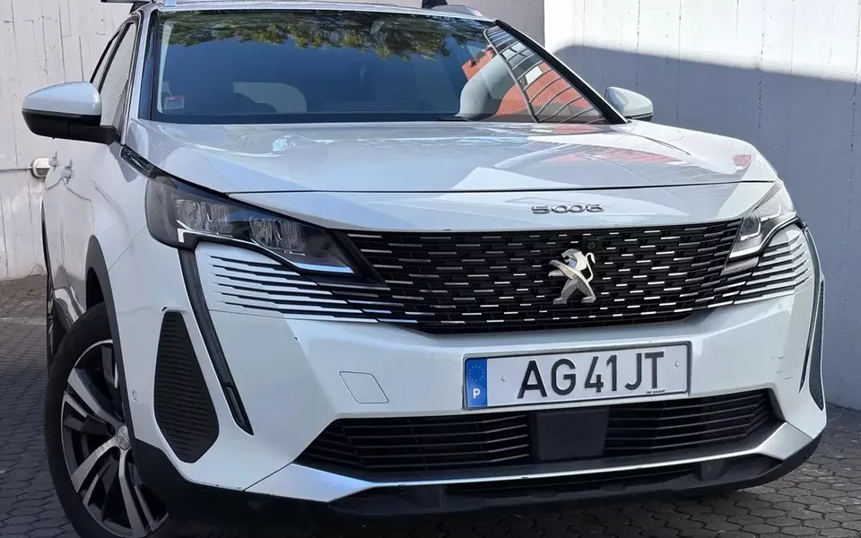 Peugeot 5008 1.2 PureTech Allure EAT8