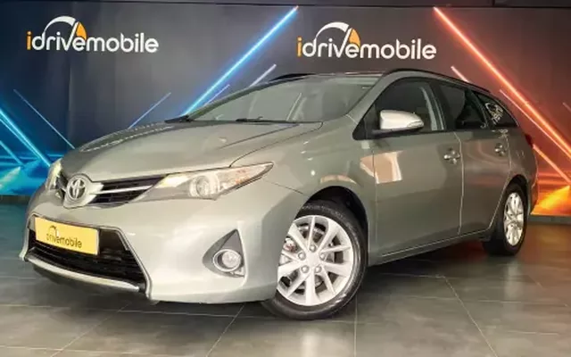 Toyota Auris Touring Sports 2015 1.4 D-4D Active+AC