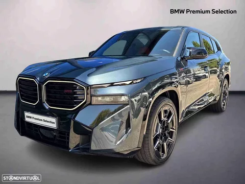 BMW XM Label Red