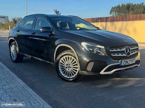 Mercedes-Benz GLA 180 d 7G-DCT Style