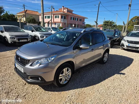 Peugeot 2008 1.2 PureTech Style