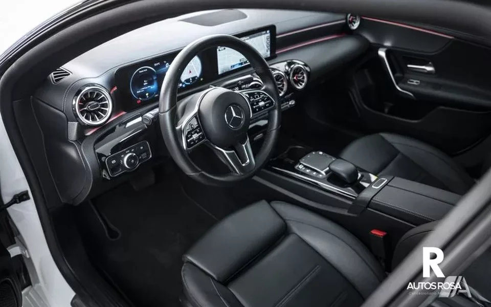 MERCEDES-BENZ Clase CLA CLA 200 7G-DCT