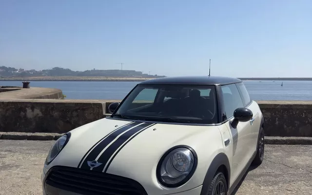 MINI 3 Portas