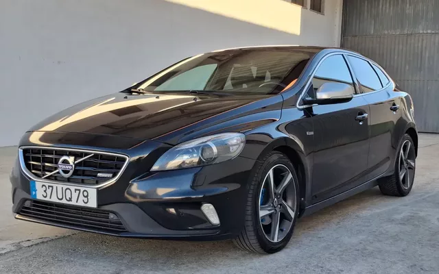 Volvo V40 D2 R Design
