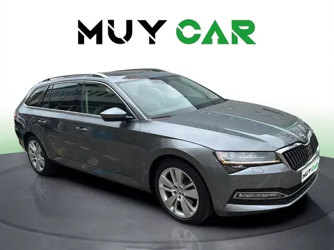 SKODA Superb Superb Combi 2.0TDI AdBlue Style DSG 110kW - 23490€ en Girona