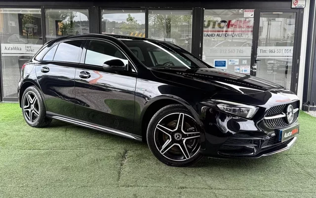 Mercedes-Benz A 250 e AMG Line