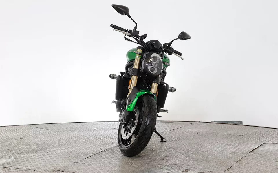Benelli 752 S 48cv 2A ABS