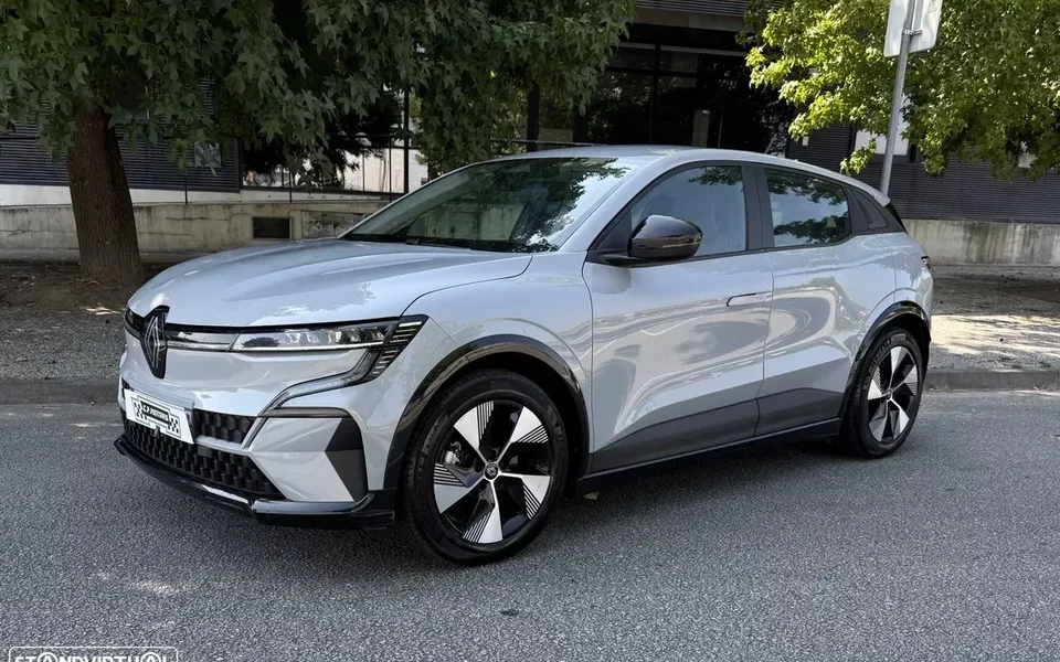 Renault Mégane E-Tech EV60 220hp optimum charge Equilibre