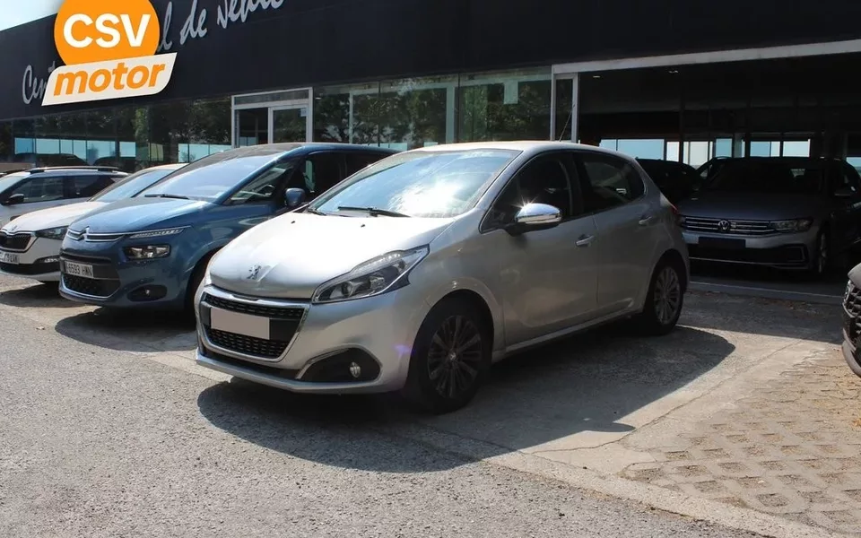 PEUGEOT 208 208 1.2 PureTech Access 82