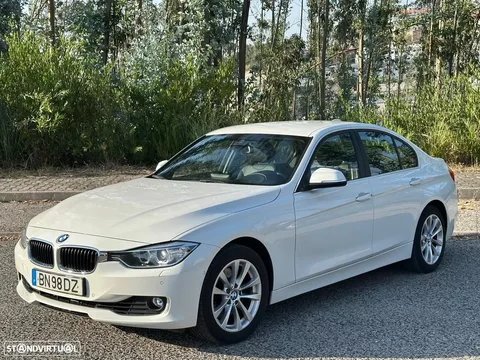 BMW 328 i Aut. Modern Line