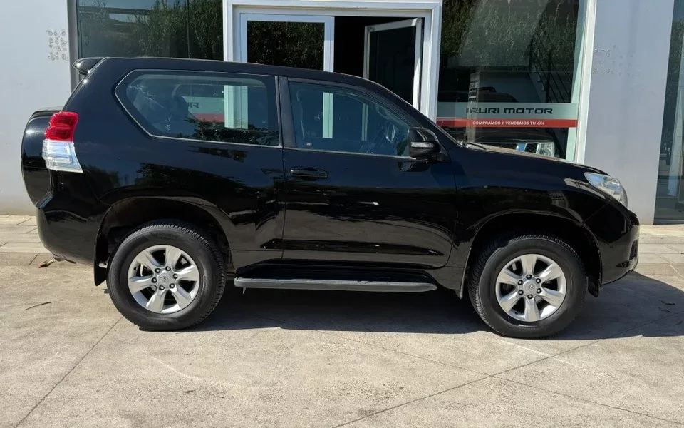 TOYOTA Land Cruiser Land Cruiser D-4D VX