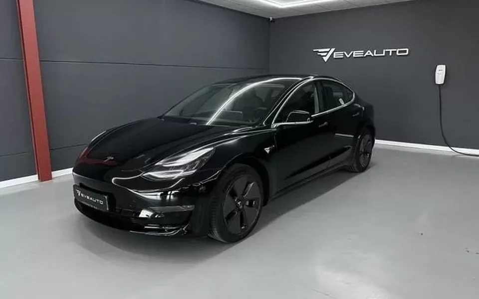 TESLA Model 3 Standard Range Plus FSD 17.950e neto