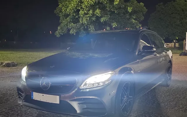 Mercedes-Benz C 220
