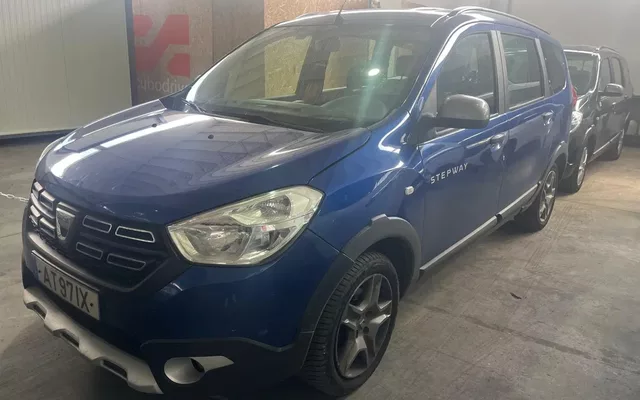 Dacia Lodgy 1.5 Blue dCi Stepway 7L