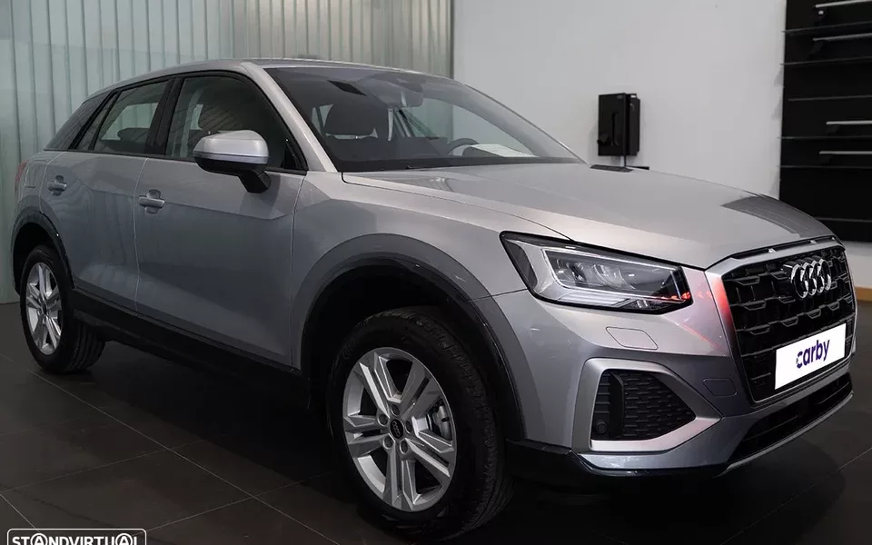 Audi Q2 30 TFSI SE Business
