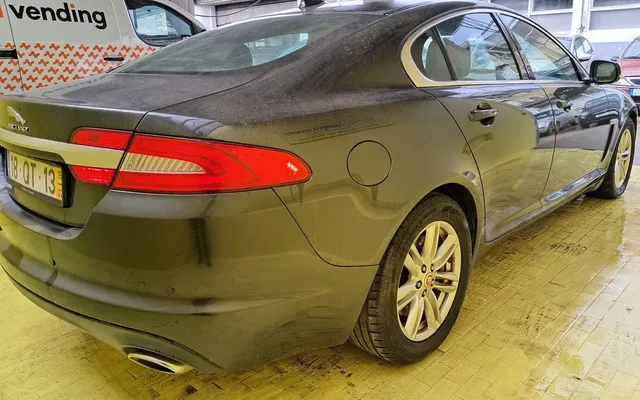 Jaguar XF 2.2 D Luxury