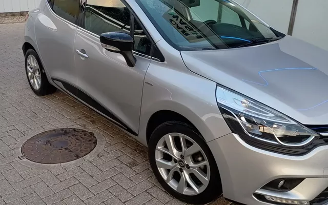Renault Clio 0.9 TCe Limited Bi-Fuel