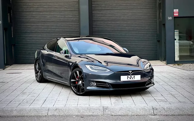Tesla Model S