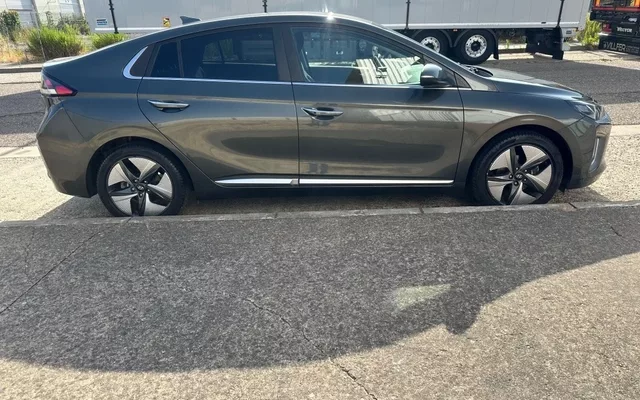 HYUNDAI Ioniq Ioniq HEV 1.6 GDI Style