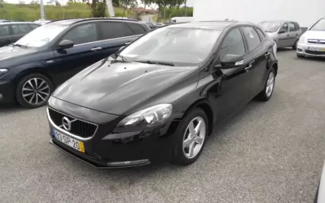 Volvo 121 2017 V40 D2