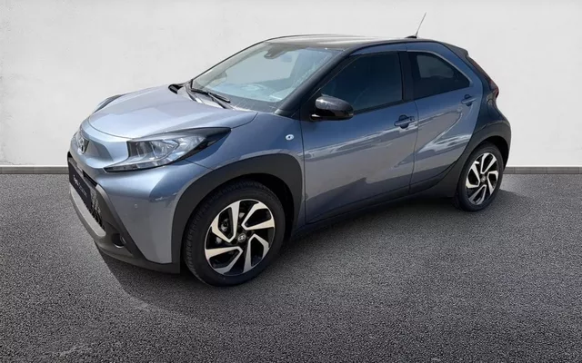 TOYOTA AYGO X 1.0 VVT-i 72 S-CVT Design