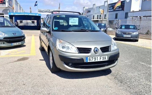 RENAULT Scénic Grand Scénic 2.0 Dynamique 7pl. Aut.