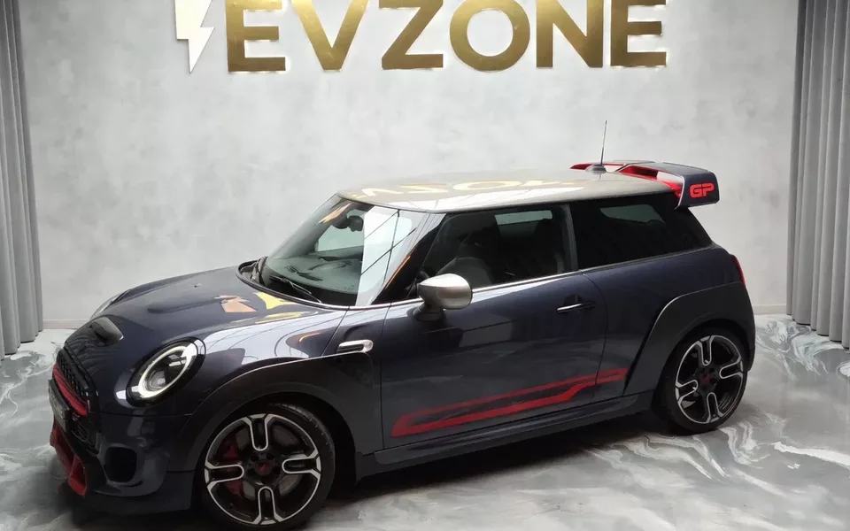 MINI 3 Portas John Cooper Works GP Aut.