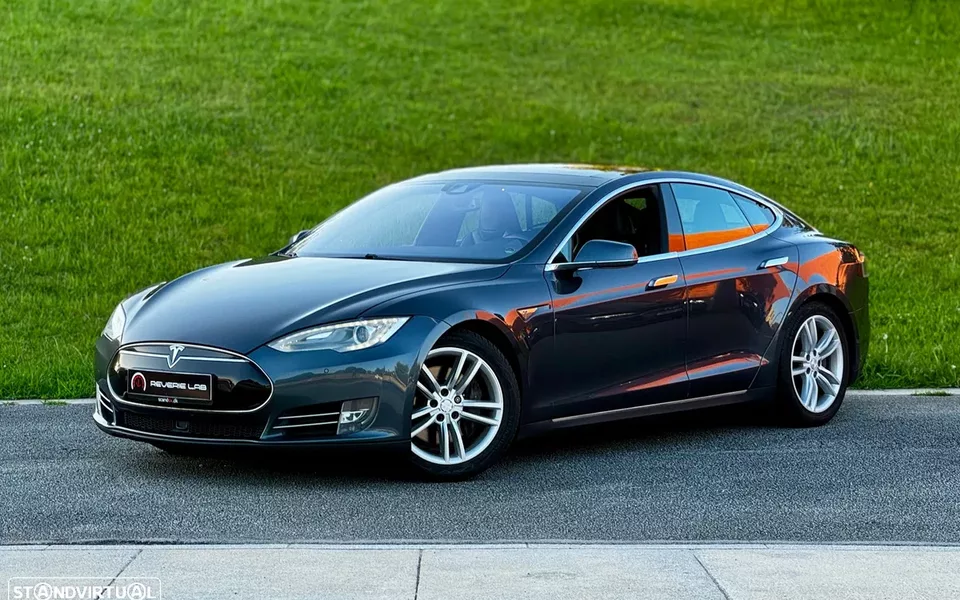 Tesla Model S 85D AWD