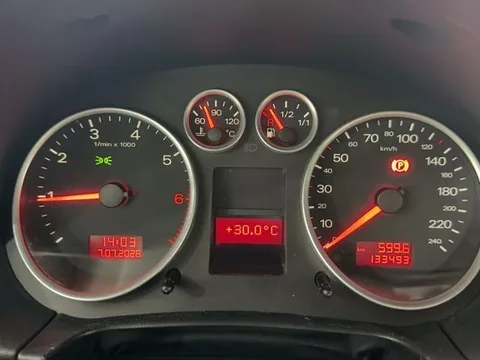 AUDI A2 A2 1.4