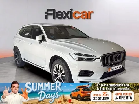 VOLVO XC60 2.0 T8 AWD Momentum Auto