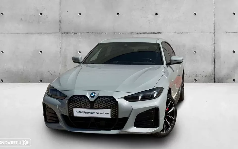 BMW i4 eDrive40 Pack Desportivo M Pro