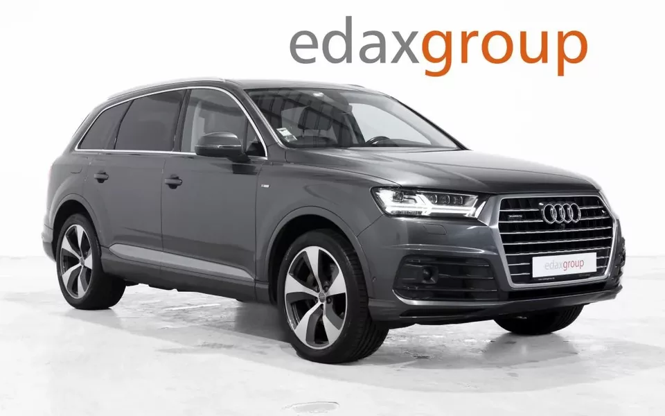 Audi Q7 3.0 TDi quattro S-line Tiptronic 7L