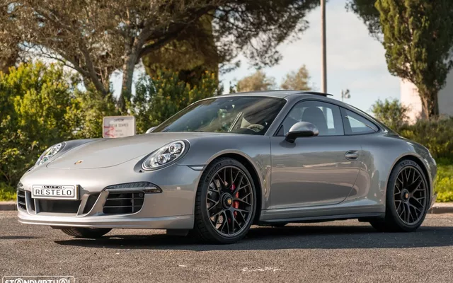 Porsche 911 (991) Carrera 4 GTS PDK