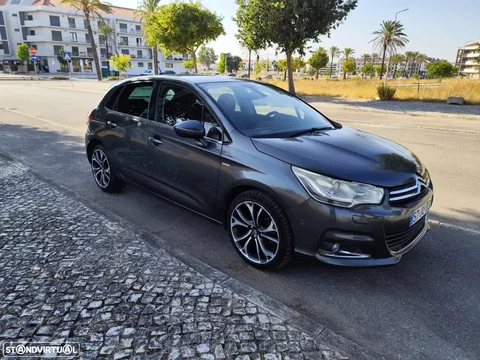 Citroën C4 1.6 e-HDi Exclusive J17 CMP6