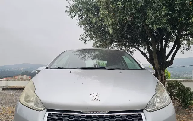 Peugeot 208 1.4 HDi Active