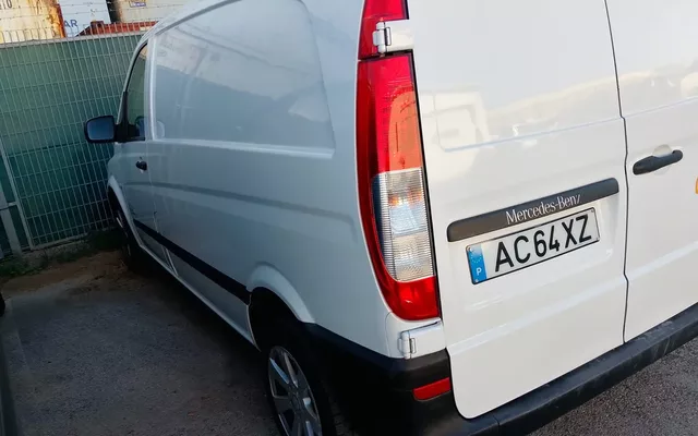 Mercedes-Benz Vito Compacta CREW