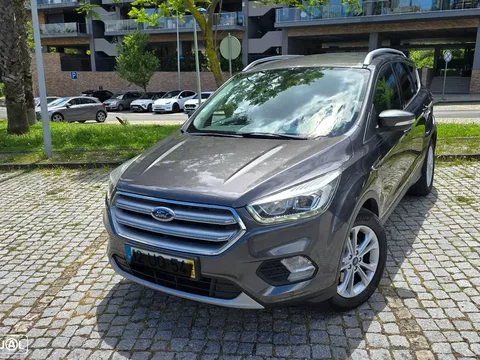 Ford Kuga 1.5 TDCi Titanium
