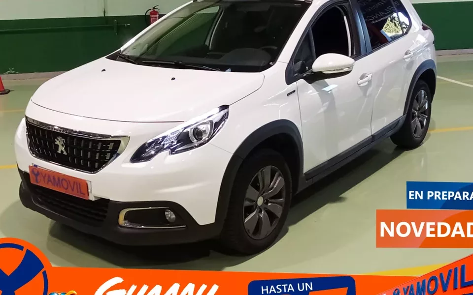 Peugeot 2008 PureTech Signature 60 kW (82 CV)