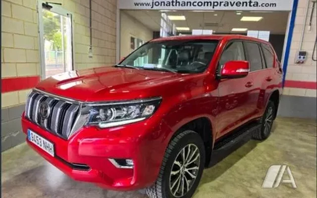 TOYOTA Land Cruiser Land Cruiser D-4D GX