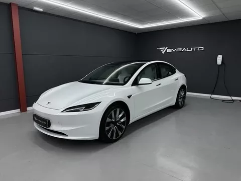 TESLA Model 3 RWD trasera acabado Premium - 32900€ en Albalat dels sorells