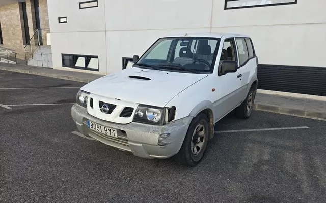 NISSAN Terrano Terrano 2.7 TDi Comfort