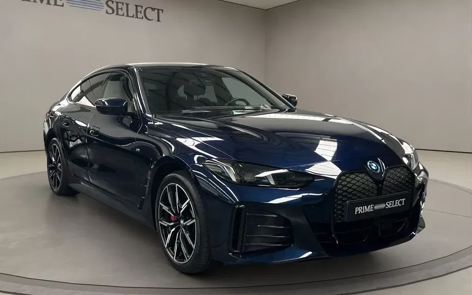 BMW i4