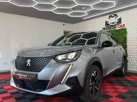 Peugeot e-2008 50 kWh Allure Pack
