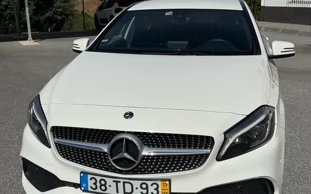 Mercedes-Benz A 180 d AMG Line