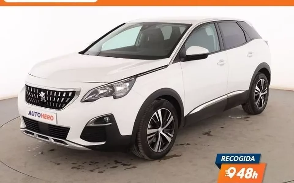 PEUGEOT 3008 1.2 PureTech Allure