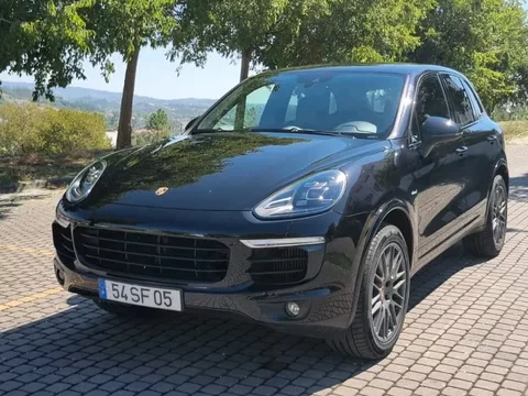 Porsche Cayenne Platinum Edition